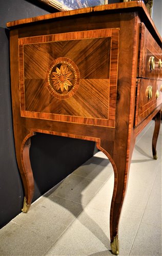 Commode à 2 tiroirs en marqueterie